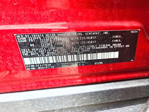 2024 TOYOTA RAV4 LE
