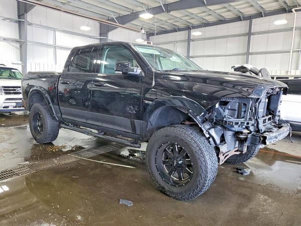 2014 RAM 1500 SPORT CREW CAB 4X4