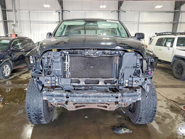 2014 RAM 1500 SPORT CREW CAB 4X4