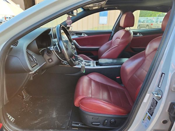 2018 KIA STINGER GT2