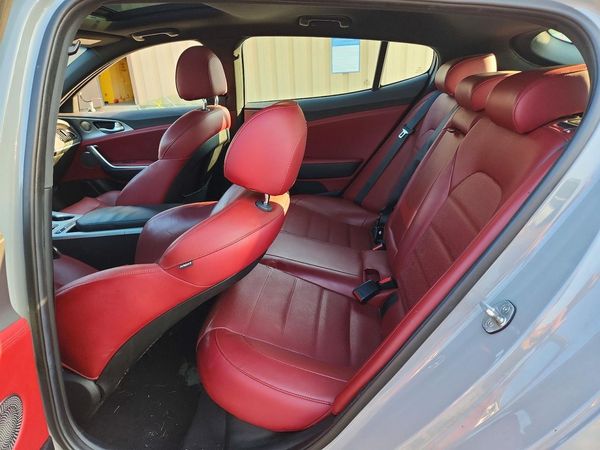 2018 KIA STINGER GT2