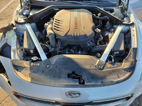 2018 KIA STINGER GT2