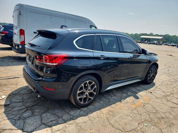 2021 BMW X1 sDrive28i