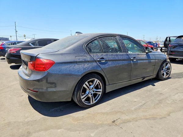 2014 BMW 320