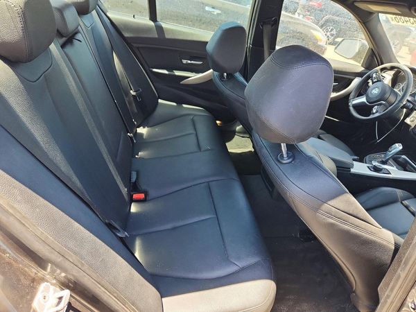2014 BMW 320
