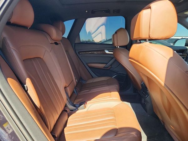 2018 AUDI Q5 quattro Premium Plus
