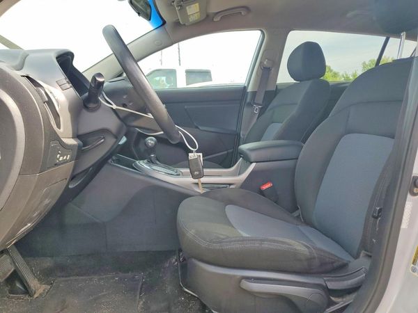 2016 KIA SPORTAGE LX w/Popular Pkg