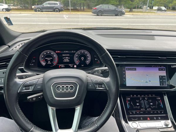 2019 AUDI Q8 S Line quattro Prestige