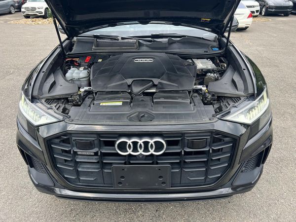 2019 AUDI Q8 S Line quattro Prestige