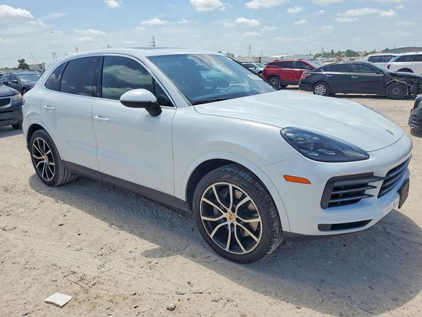 2019 PORSCHE CAYENNE S