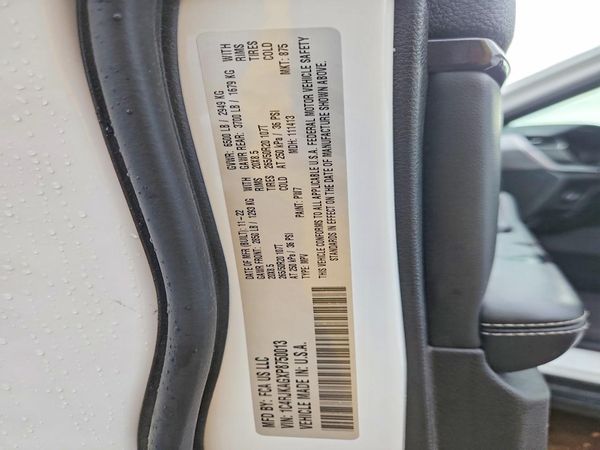 2023 JEEP GRAND CHEROKEE L LAREDO 4X4