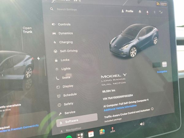 2024 TESLA MODEL Y