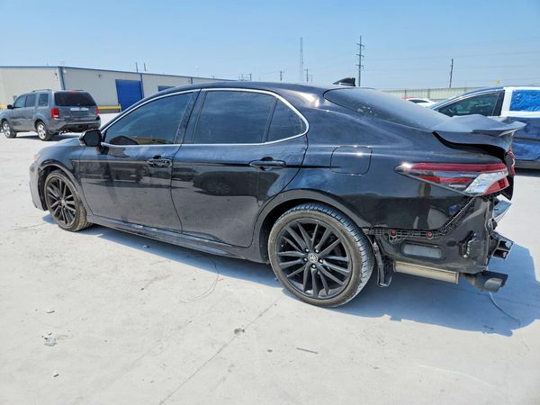 2022 TOYOTA CAMRY XSE