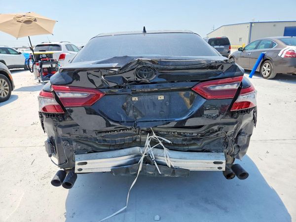 2022 TOYOTA CAMRY XSE