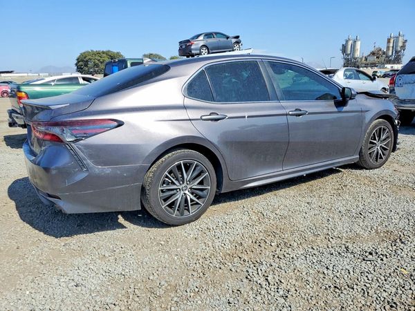2021 TOYOTA CAMRY