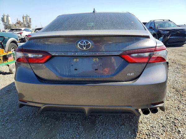 2021 TOYOTA CAMRY