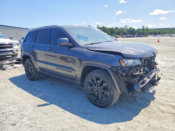 2020 JEEP GRAND CHEROKEE LAREDO 4X2
