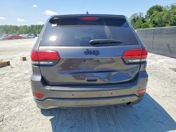 2020 JEEP GRAND CHEROKEE LAREDO 4X2