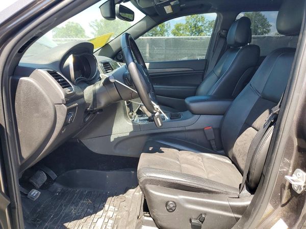 2020 JEEP GRAND CHEROKEE LAREDO 4X2