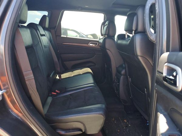 2020 JEEP GRAND CHEROKEE LAREDO 4X2