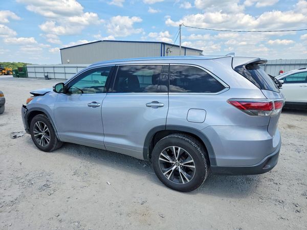 2016 TOYOTA HIGHLANDER
