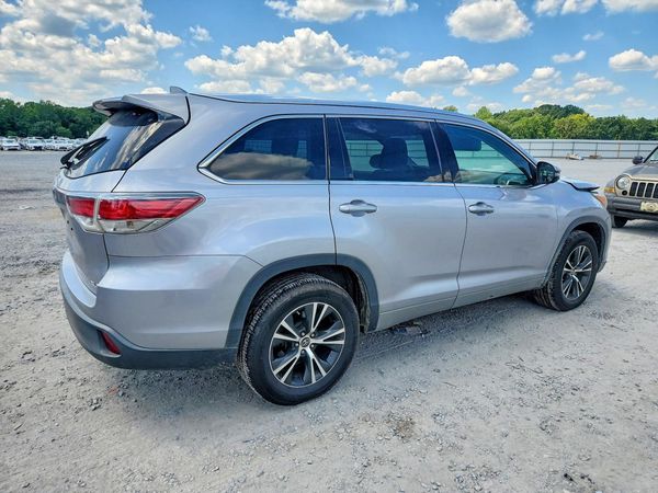 2016 TOYOTA HIGHLANDER