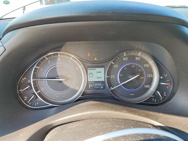 2015 INFINITI QX80