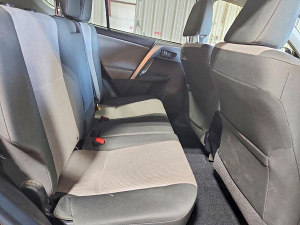 2015 TOYOTA RAV4 LE (X Grade)