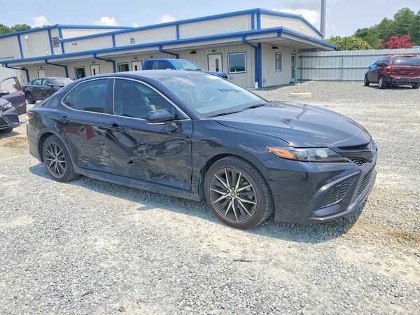 2024 TOYOTA CAMRY SE — Passenger 3/4