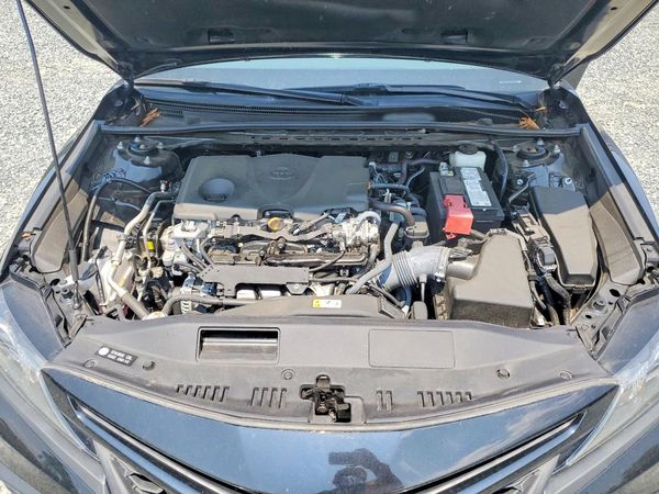 2024 TOYOTA CAMRY SE — Engine bay