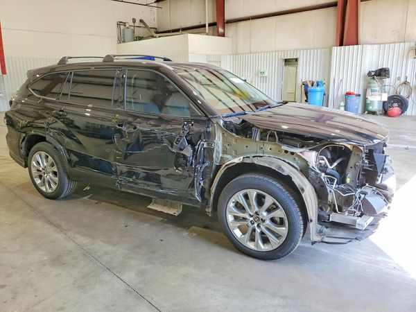 2021 TOYOTA HIGHLANDER