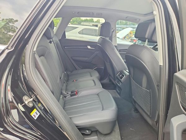 2018 AUDI Q5 quattro Premium Plus