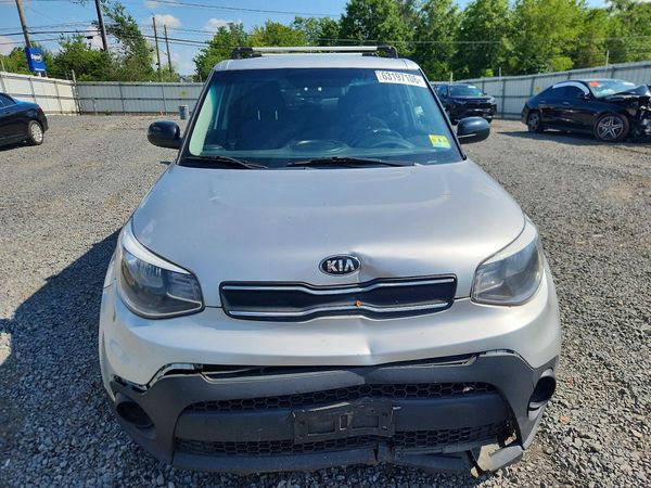 2019 KIA SOUL Base