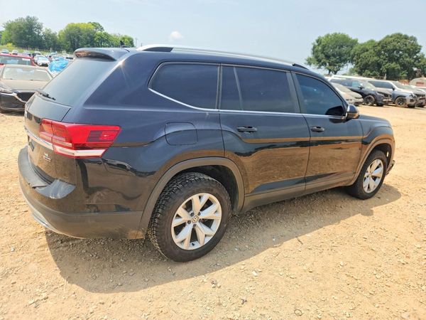 2018 VOLKSWAGEN ATLAS 4Motion SE