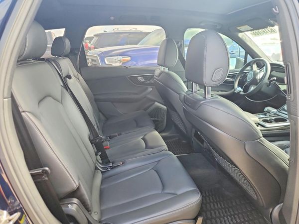 2025 AUDI Q7