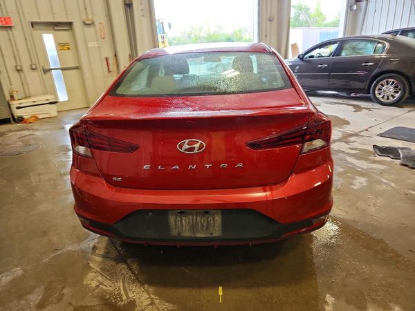 2019 HYUNDAI ELANTRA SE