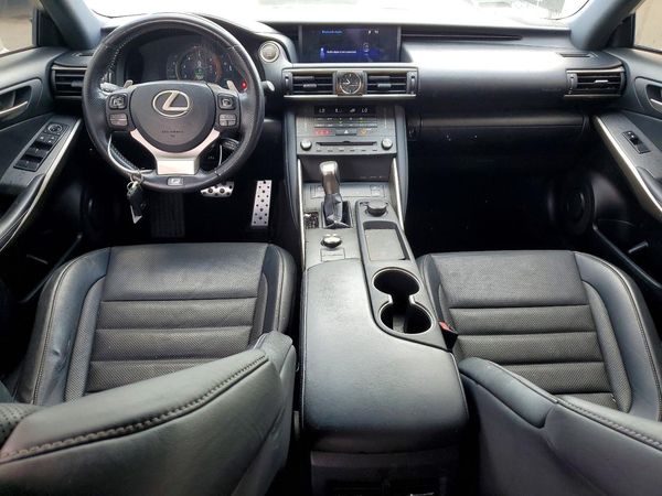 2019 LEXUS IS 300