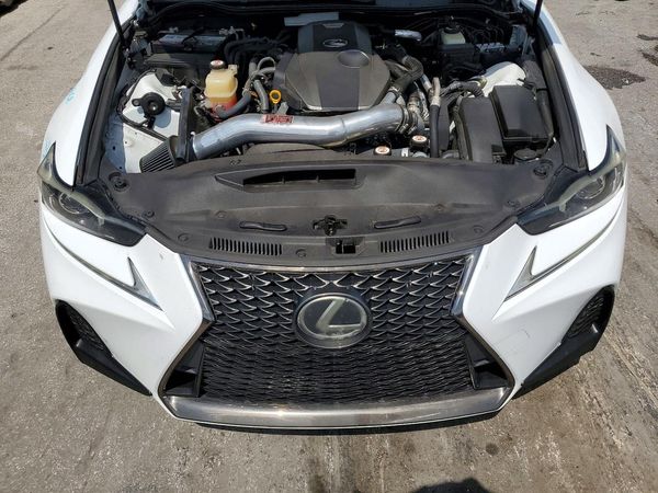 2019 LEXUS IS 300