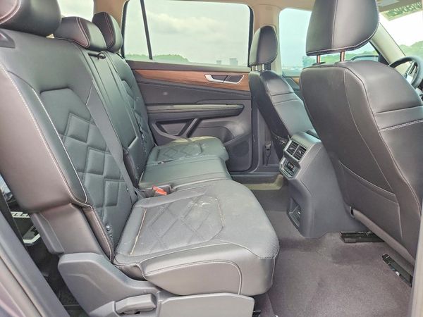 2024 VOLKSWAGEN ATLAS SE