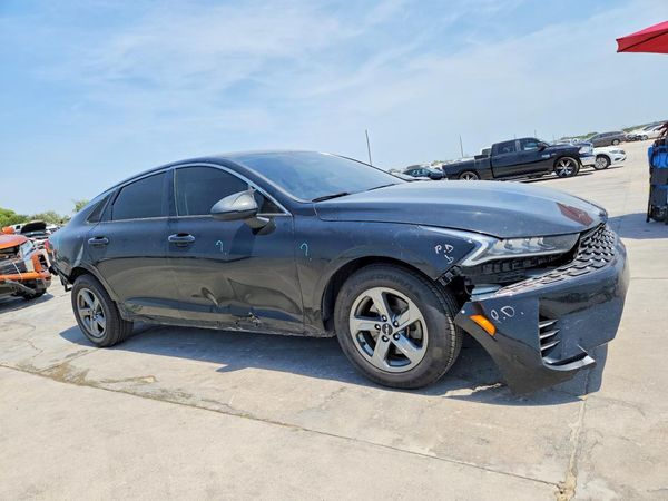2022 KIA K5