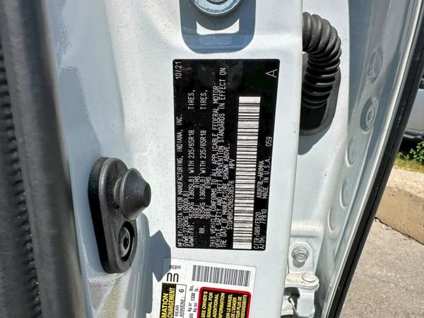2022 TOYOTA HIGHLANDER XLE