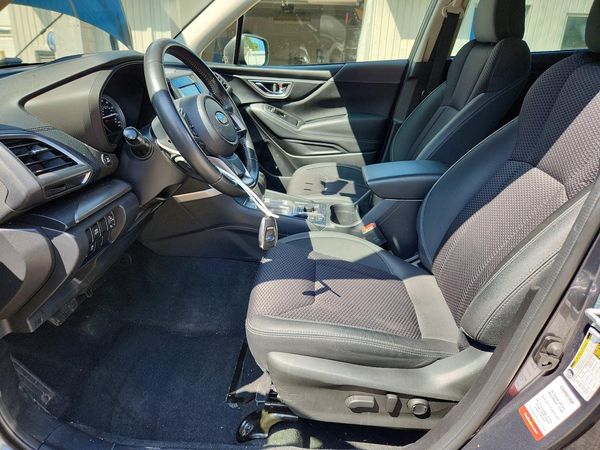 2023 SUBARU FORESTER Premium ES Base, SMART — DENT