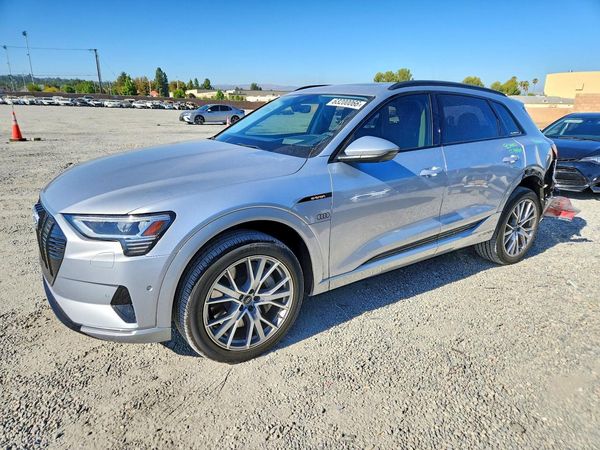 2021 AUDI E-TRON quattro Prestige