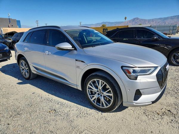 2021 AUDI E-TRON quattro Prestige