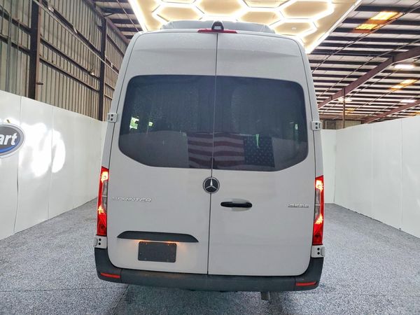 2025 MERCEDES-BENZ SPRINTER