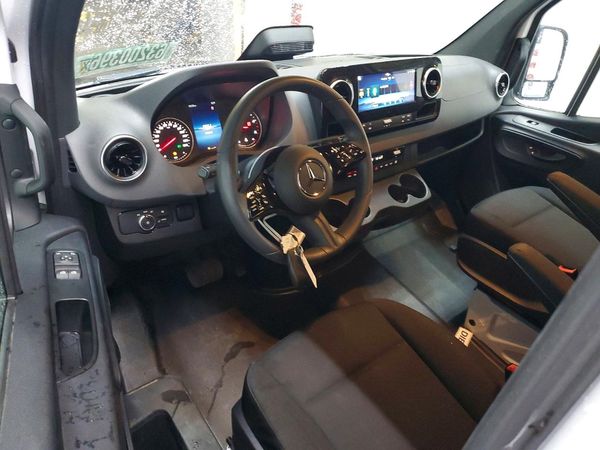 2025 MERCEDES-BENZ SPRINTER