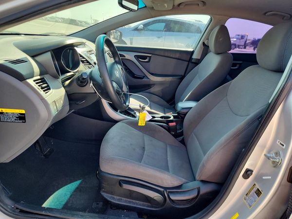 2016 HYUNDAI ELANTRA