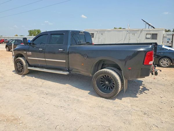 2015 RAM 3500 SLT CREW CAB 4X4
