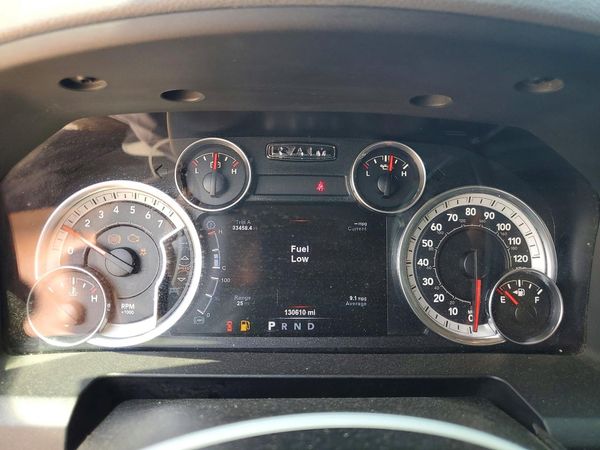 2015 RAM 3500 SLT CREW CAB 4X4