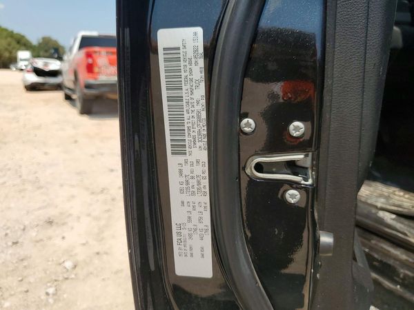 2015 RAM 3500 SLT CREW CAB 4X4